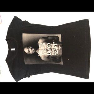Black 2pac shirt